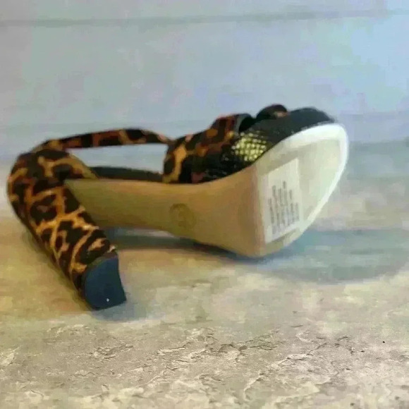 Michael‎ Kors Evie Calf Hair Leopard Print Platform Size 6.5 - Picture 10 of 11